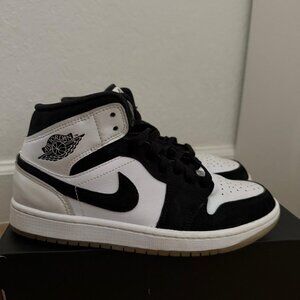 NIKE AIR JORDAN 1 MID SE DIAMOND